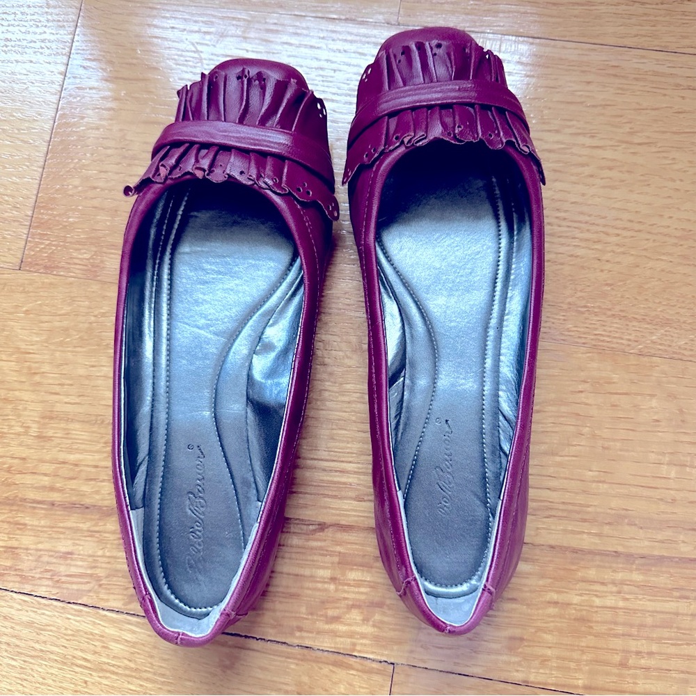Eddie Bauer Red Leather Ballet Flats Ruffled Gathered Toe Shoes Balletcore 8